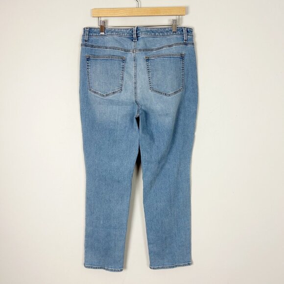 Talbots Straight Leg Jeans Light Wash Classic Size 14 Petite Women's - Picture 3 of 4
